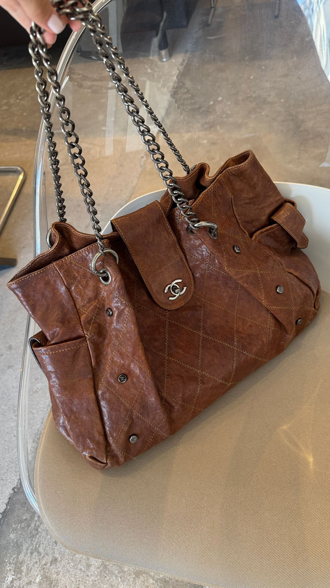 Chanel Kahverengi Omuz Çantası