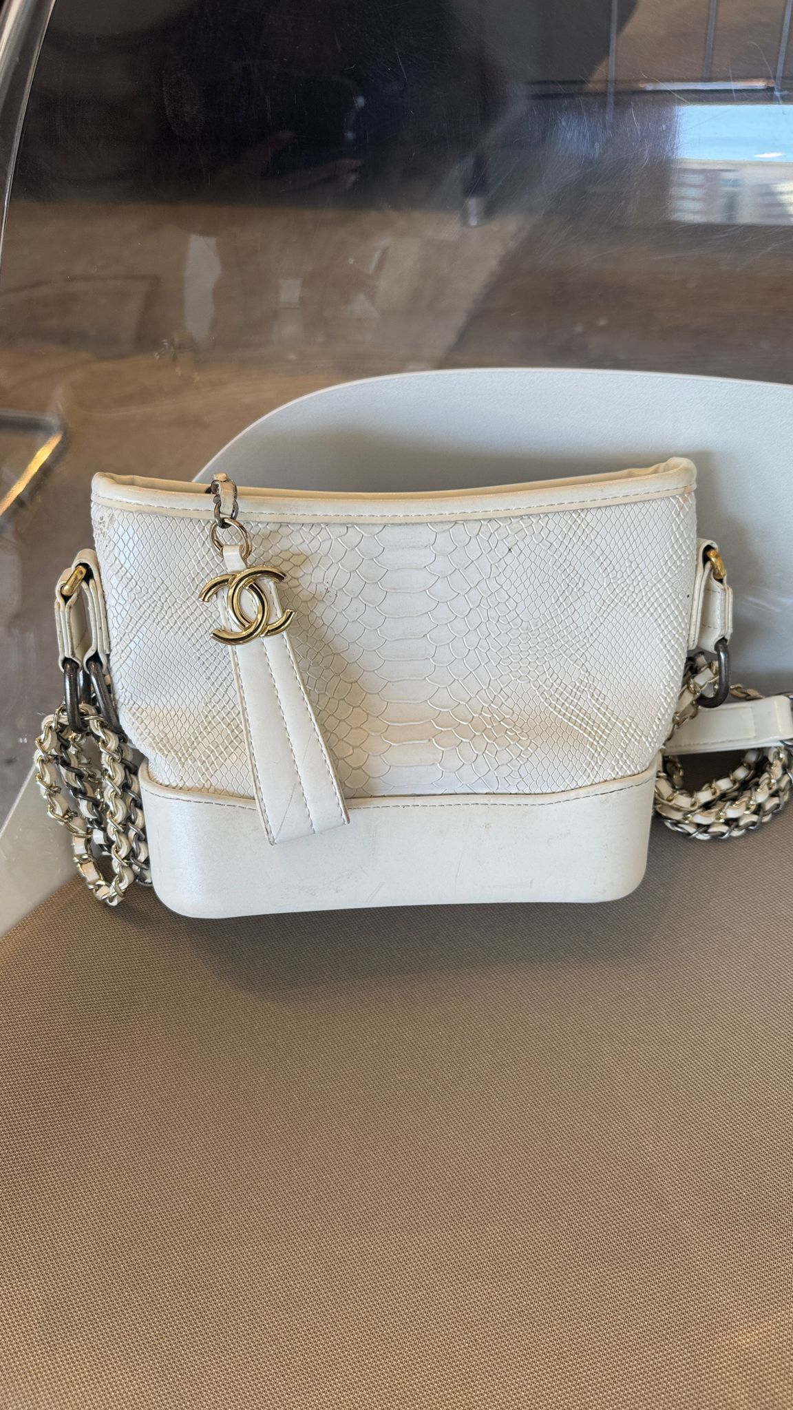 Chanel Python Gabrielle Hobo Omuz Çantası